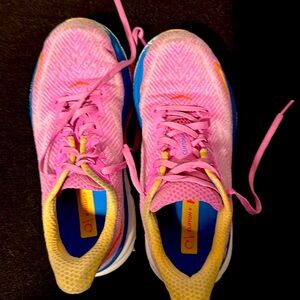 Hokka Clifton 9 Women’s Sneakers size 6.5